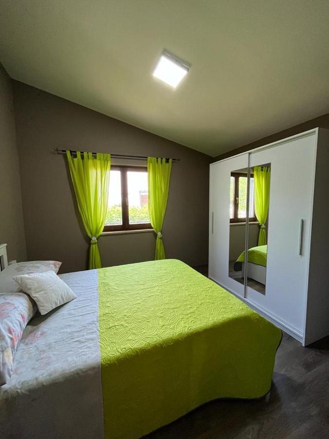 Pomerino Apartmans Bagian luar foto