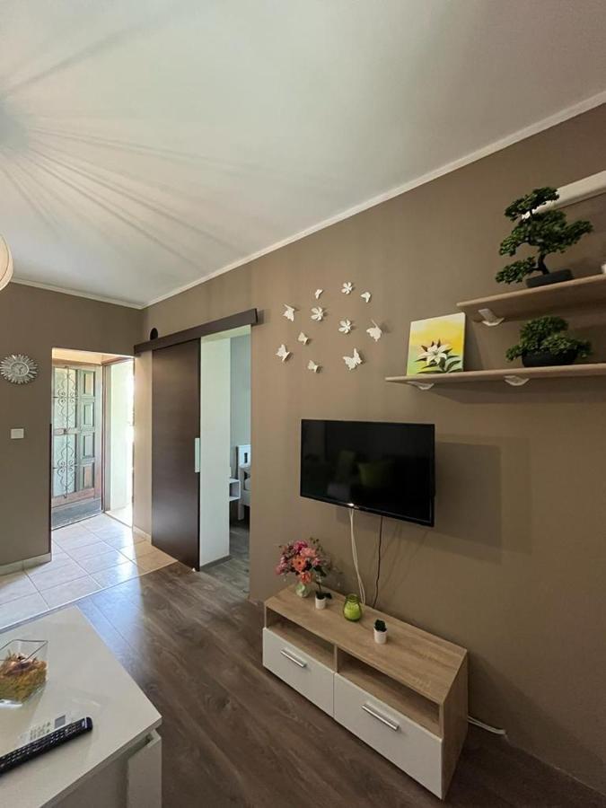Pomerino Apartmans Bagian luar foto